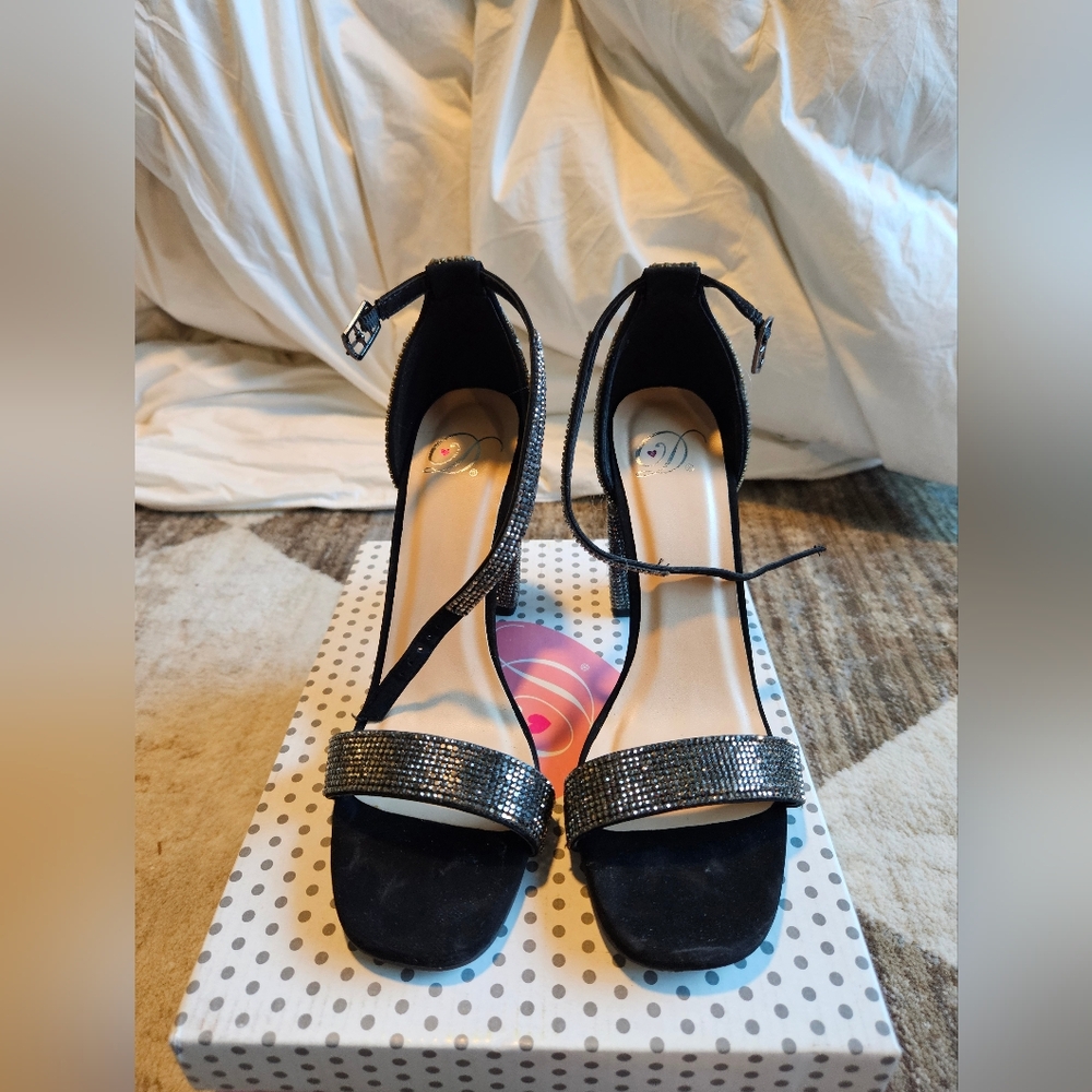 My Delicious Black Embellished Ankle-Strap Women’s Heels With BOX